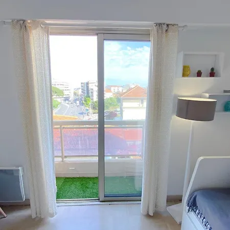 Guignon - Sunny Comfort Close To The Port & Station * Antibes